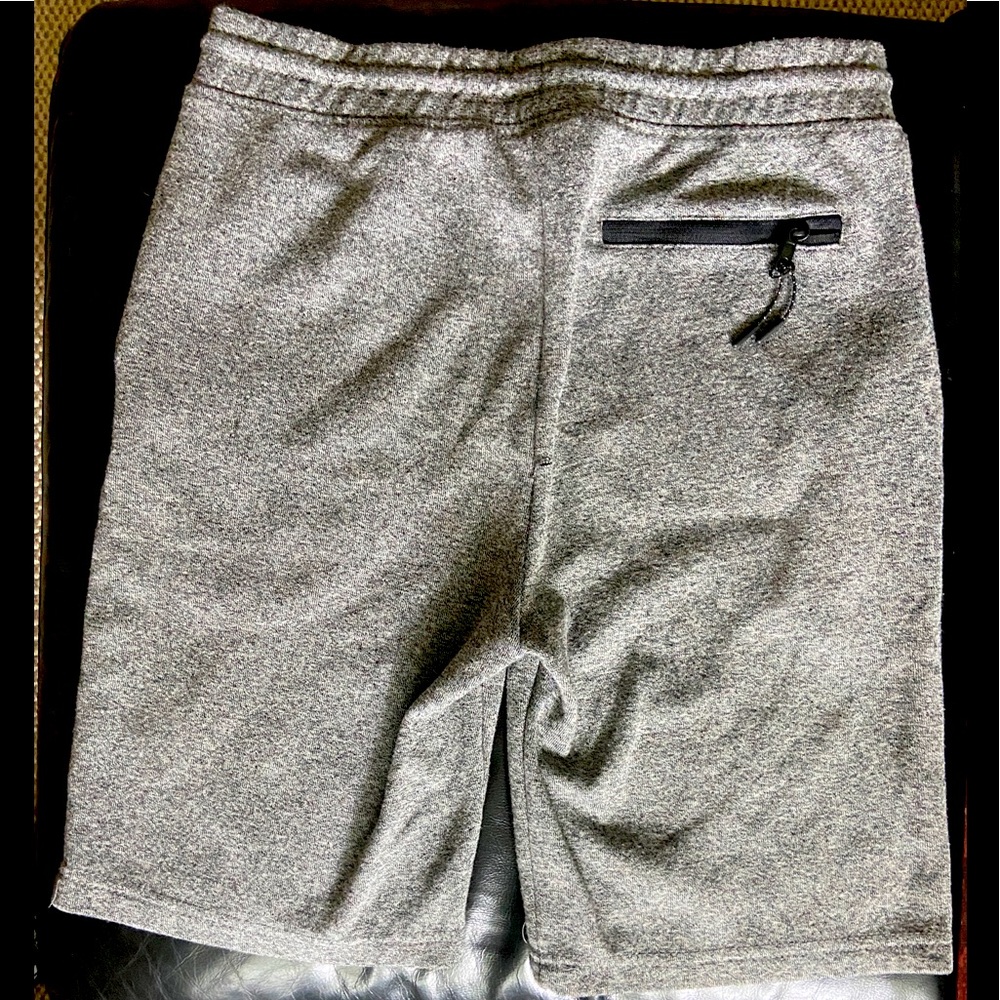 Youth Large Knit shorts with drawstring waist and zip pockets. Brooklyn Cloth
